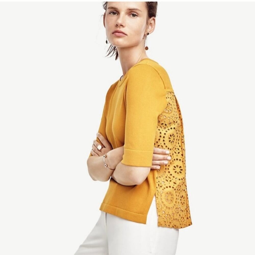 NWT Ann Taylor Mustard Yellow Eylet  Short Sleeve Knit Top Size Small